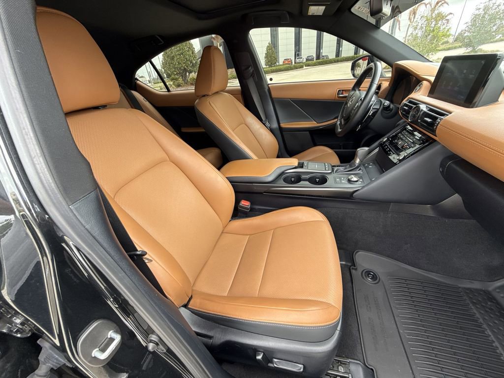 Used 2023 Lexus IS 300 w/ Comfort Package image 16