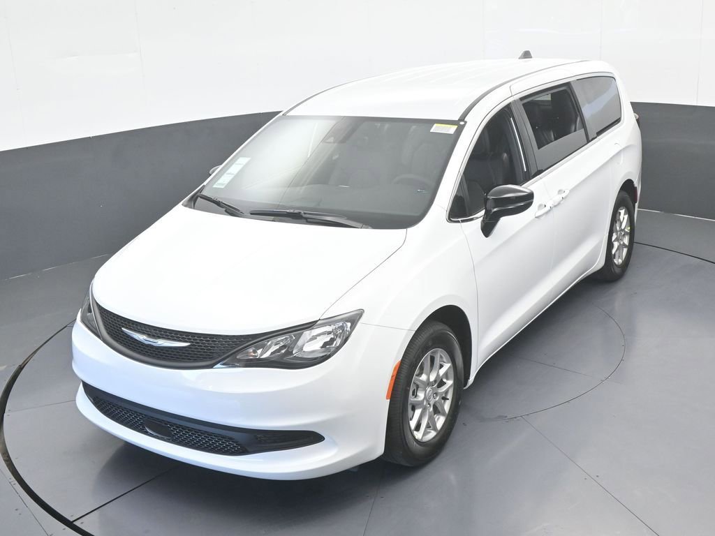 New 2026 Chrysler Voyager LX image 42
