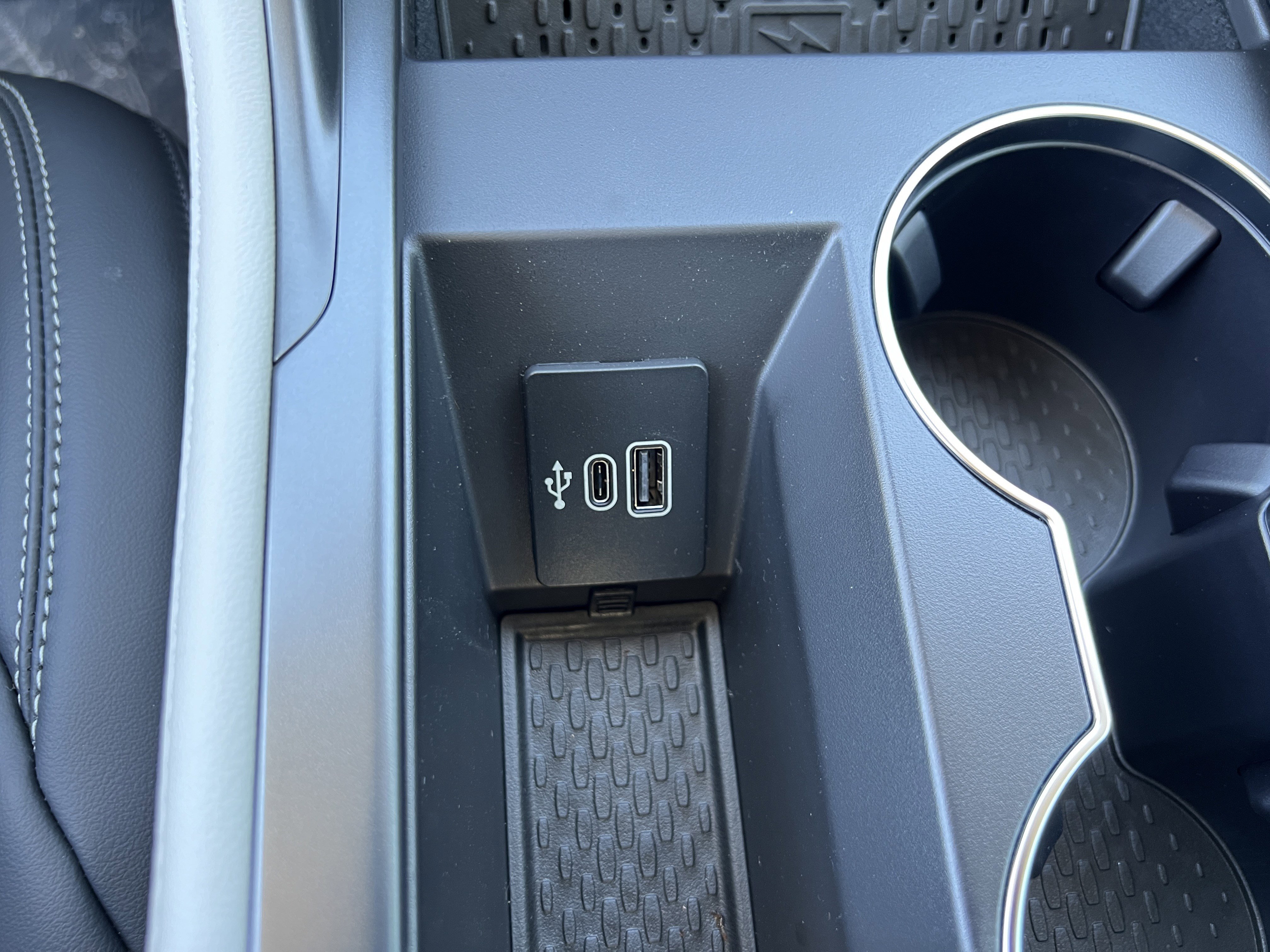 New 2025 Lincoln Nautilus Premier w/ Equipment Group 102A image 25