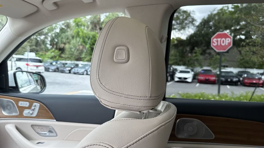 Used 2024 Mercedes-Benz GLE 450 4MATIC image 17