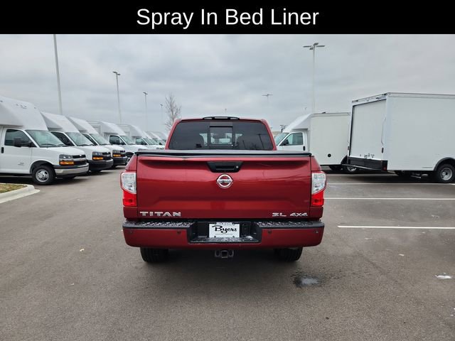 Used 2018 Nissan Titan SL image 8
