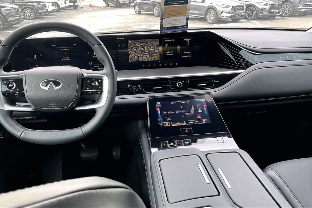 Certified 2025 INFINITI QX80 Pure w/ Cargo Package image 11