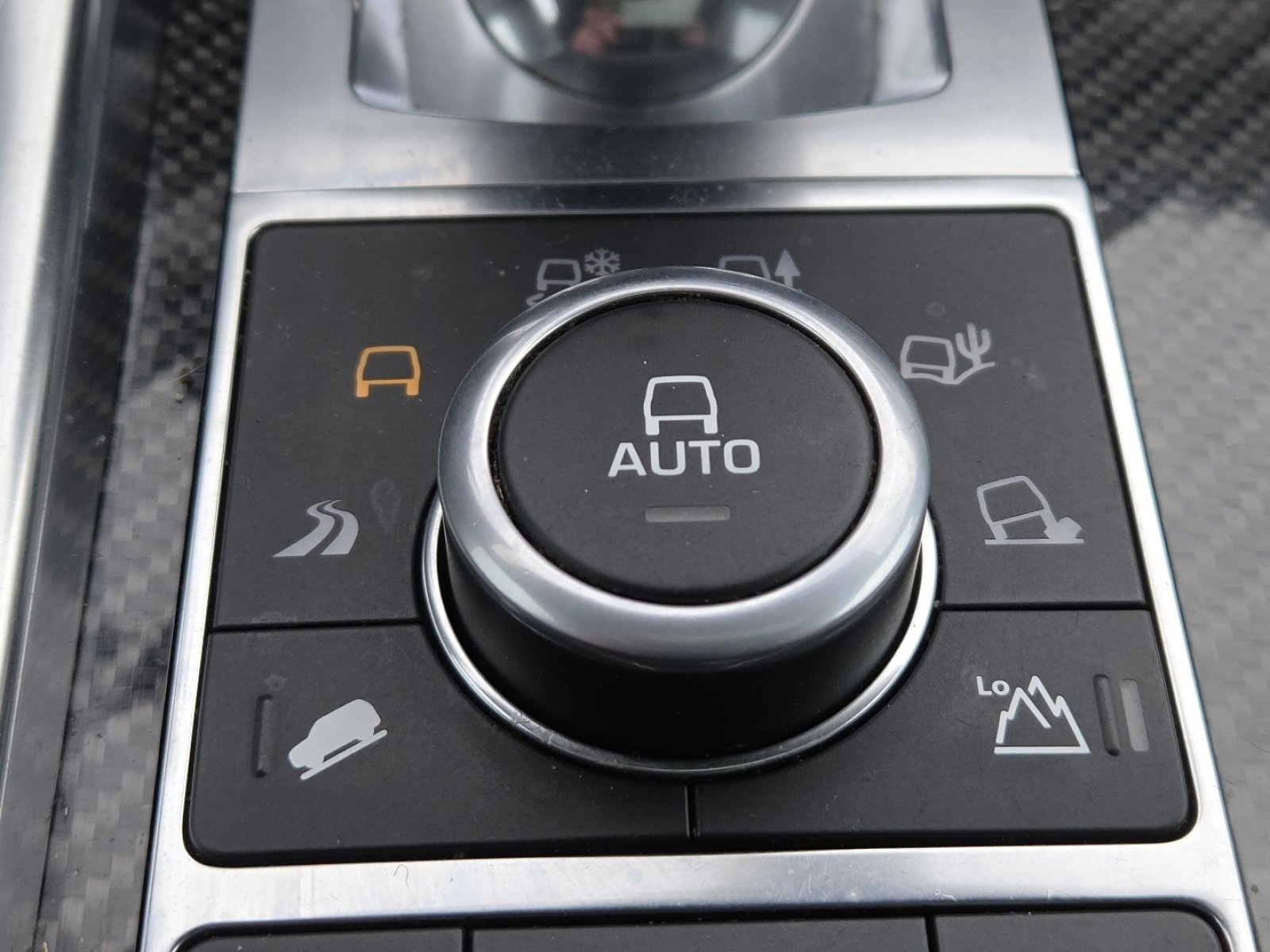 Used 2017 Land Rover Range Rover Sport SVR image 7