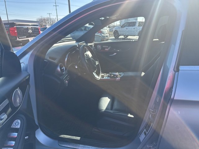 Used 2018 Mercedes-Benz GLC 300 4MATIC image 10