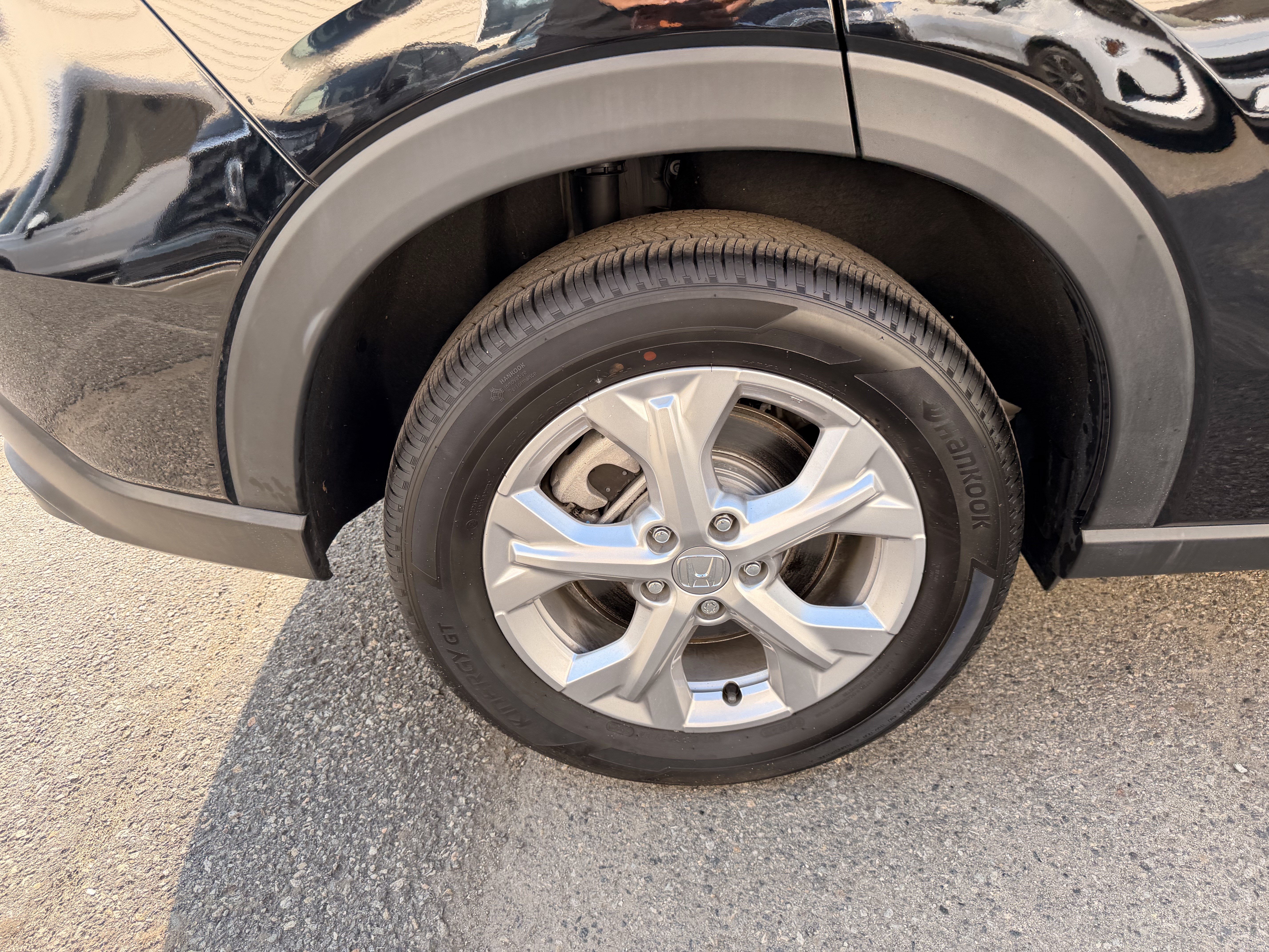 Certified 2024 Honda HR-V LX image 9