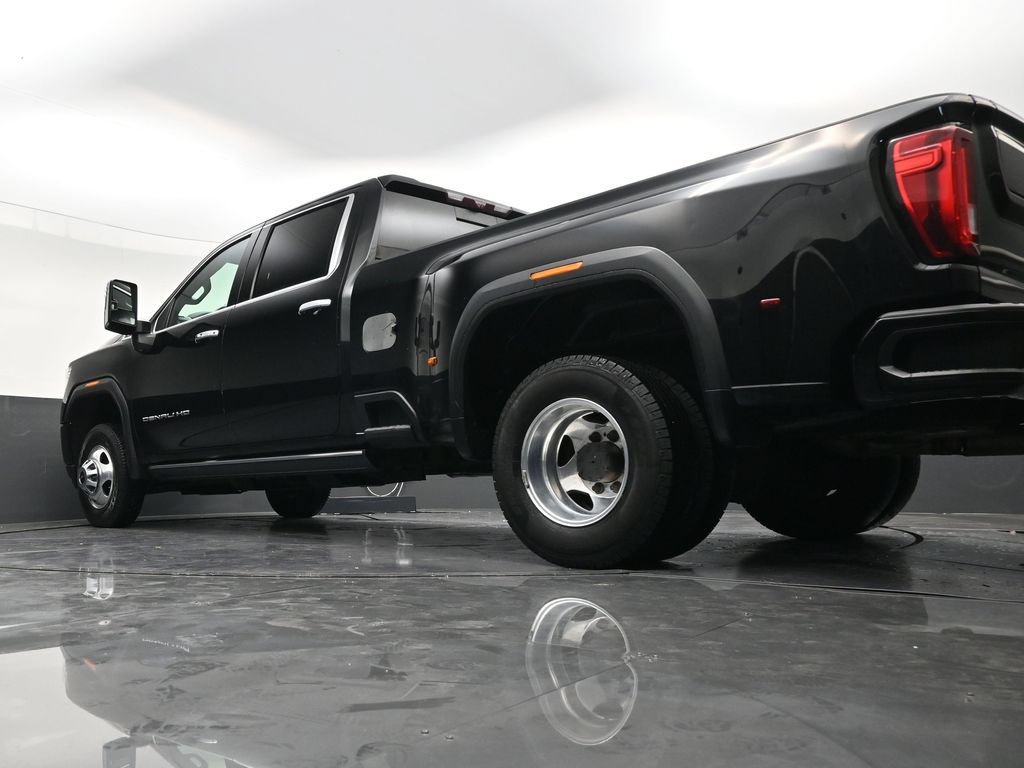 Used 2021 GMC Sierra 3500 Denali w/ Denali Ultimate Package AWD/4WD image 22