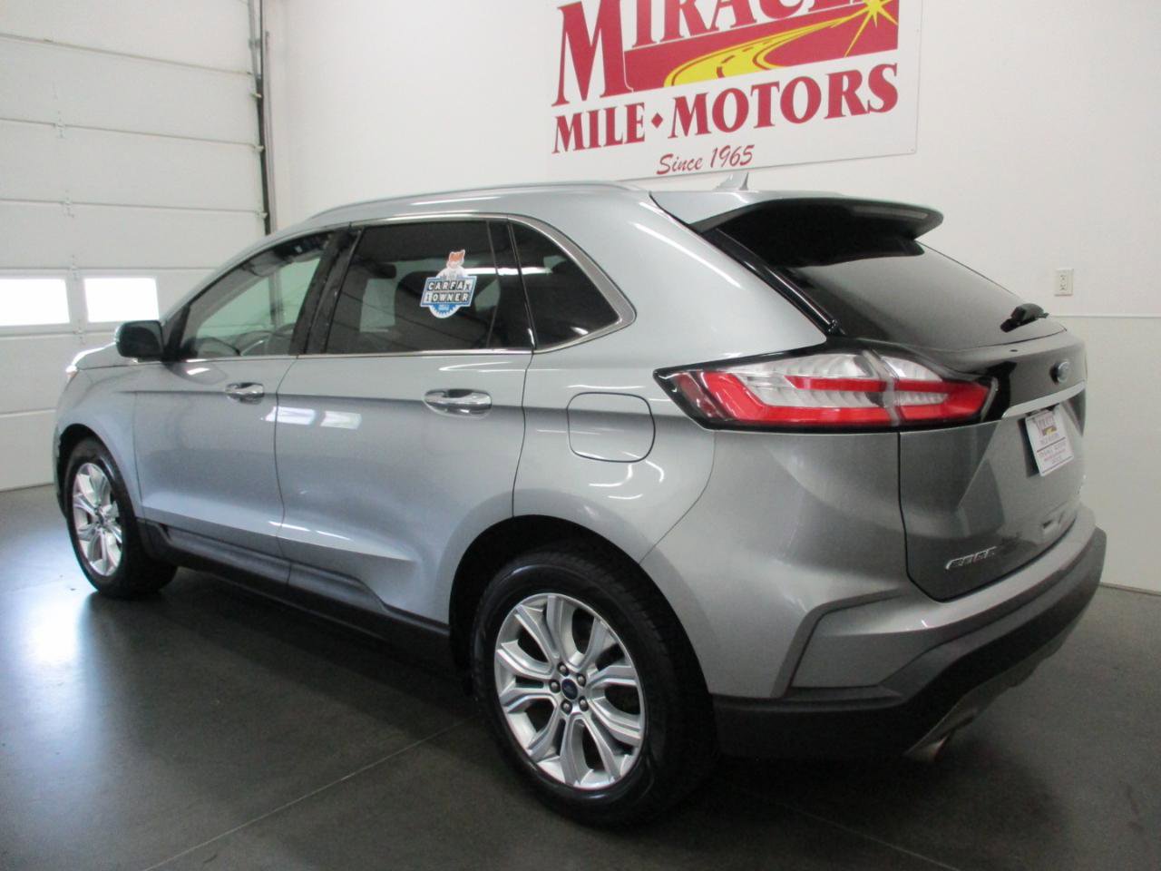Used 2020 Ford Edge Titanium w/ Cargo Accessory Package AWD/4WD image 4
