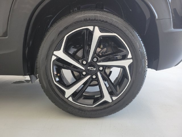 Used 2023 Chevrolet TrailBlazer RS FWD image 11