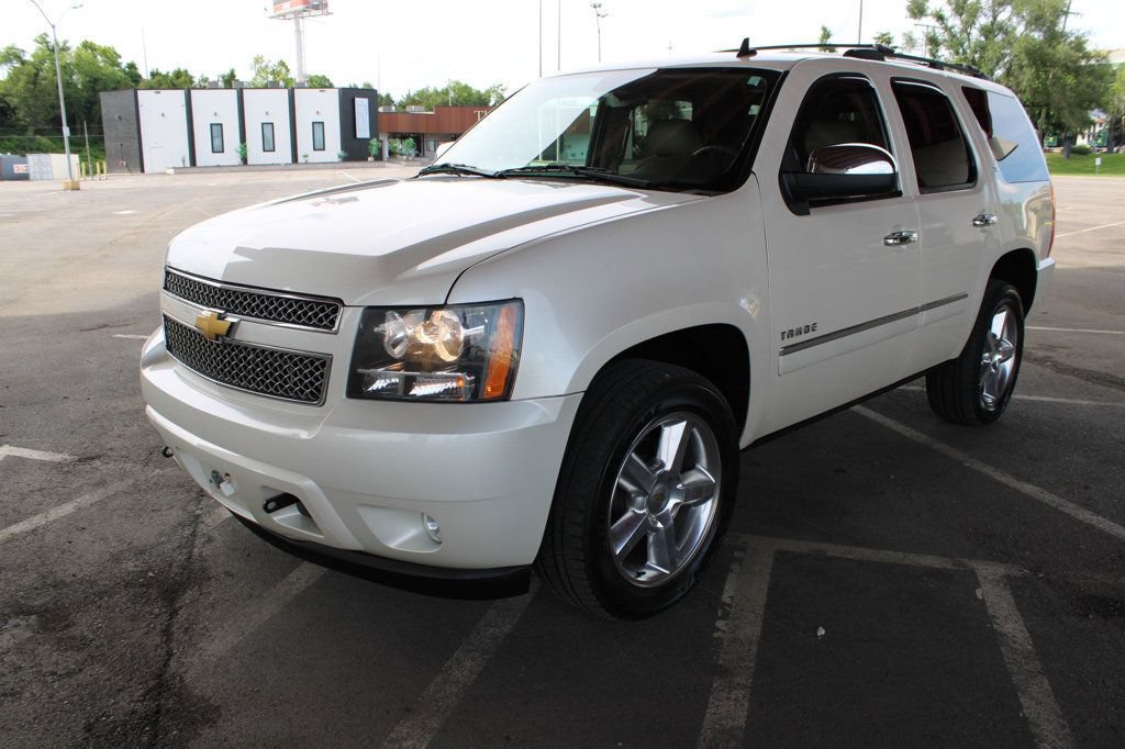 Used 2013 Chevrolet Tahoe LTZ AWD/4WD image 8