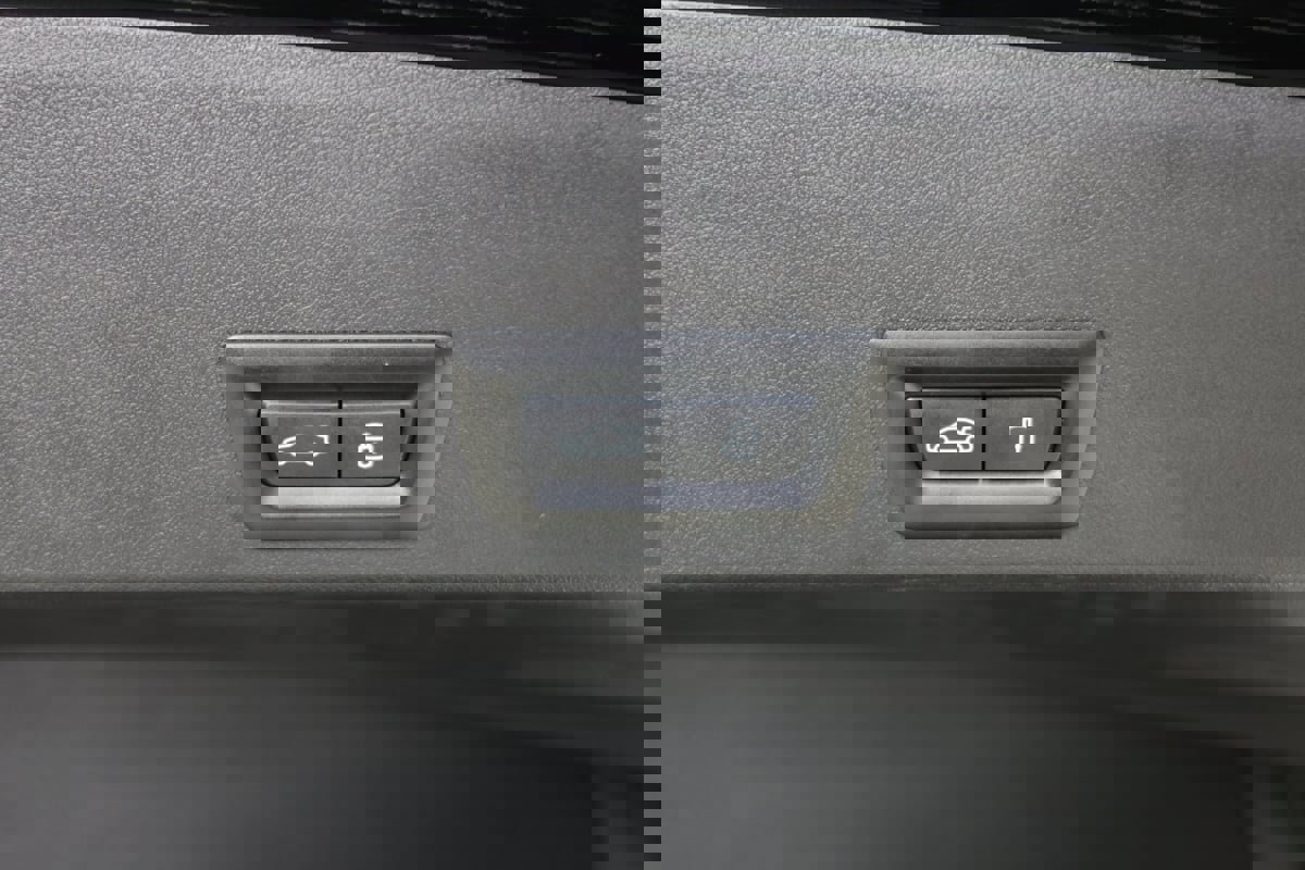 Used 2026 BMW XM Label Red image 46