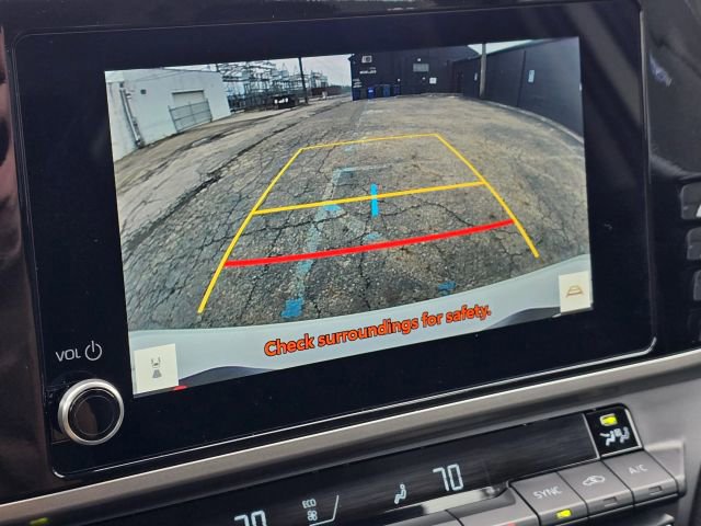 Used 2025 Toyota Camry LE image 25