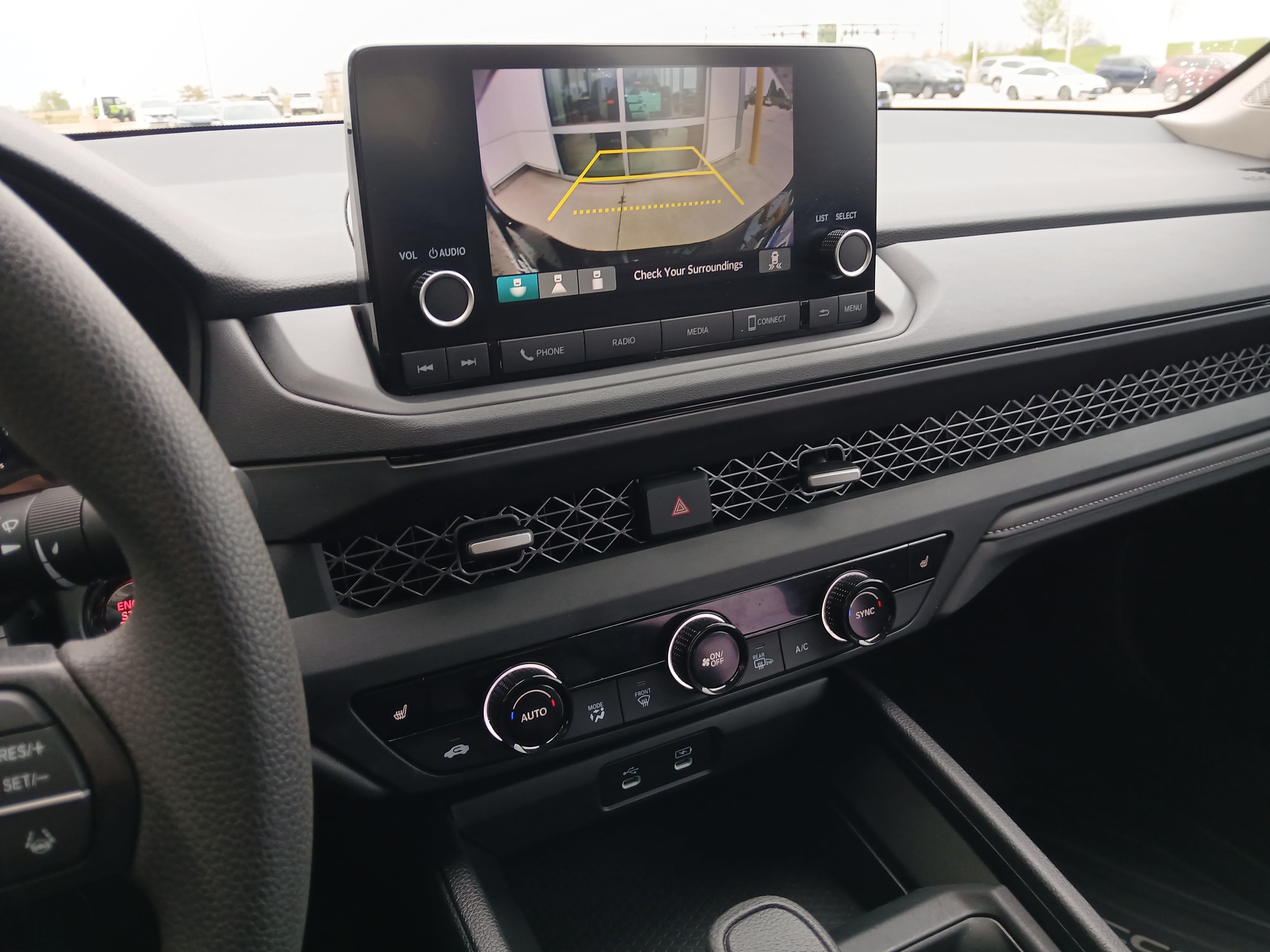 Used 2025 Honda Accord SE image 14