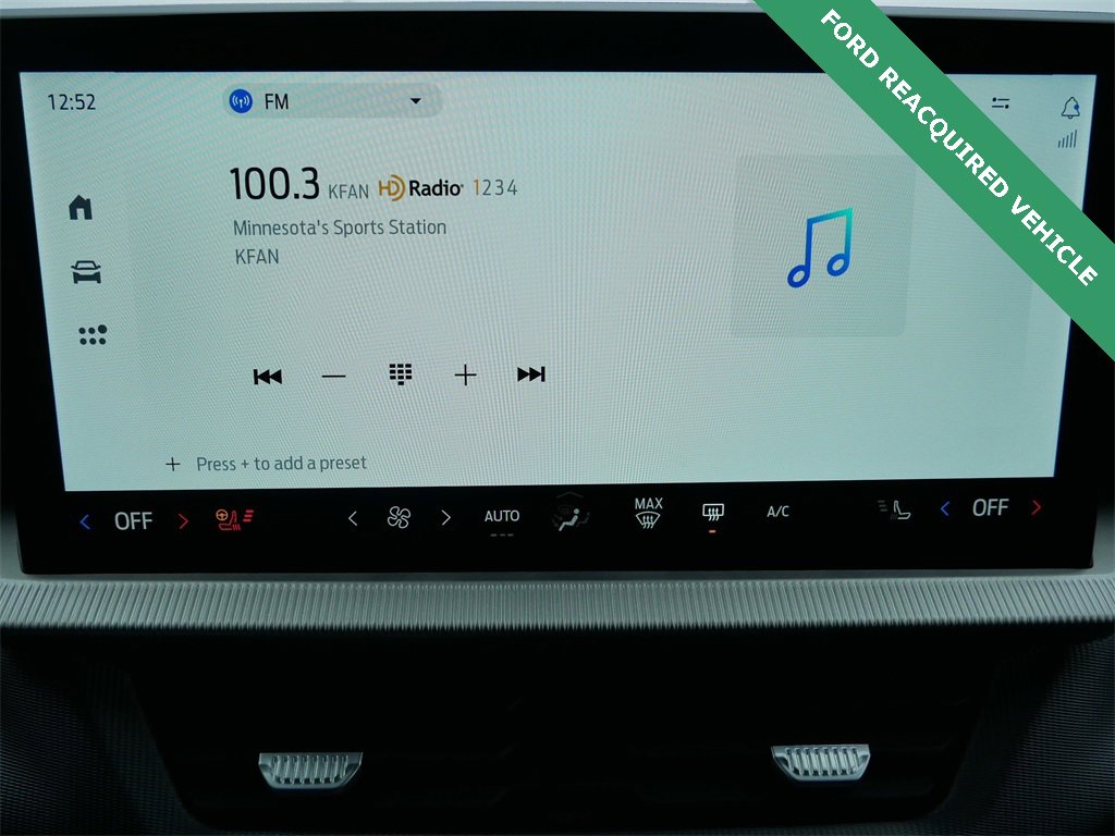 Used 2025 Ford Explorer ST image 23