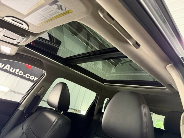 Used 2015 Nissan Rogue SL w/ SL Premium Package AWD/4WD image 15