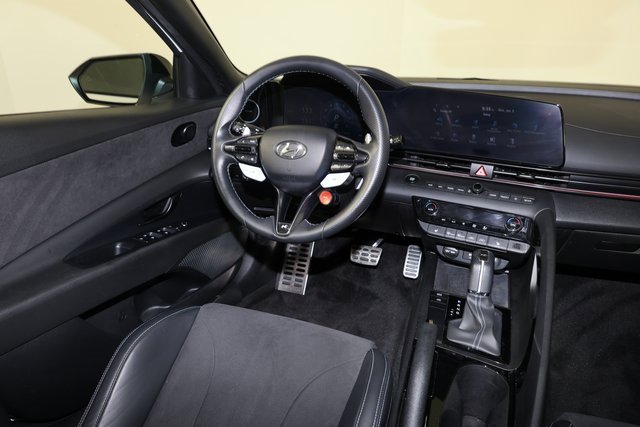 Used 2023 Hyundai Elantra N image 9
