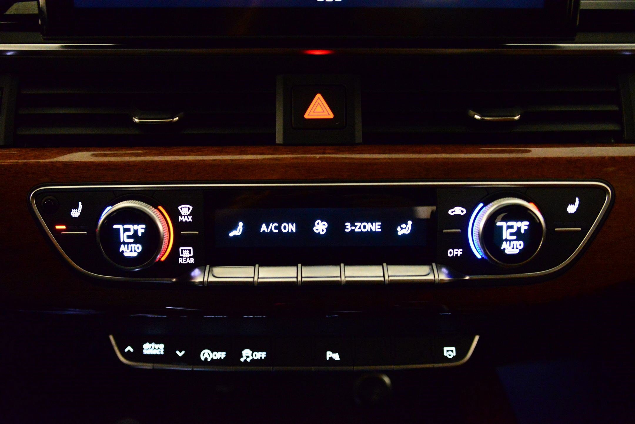 Certified 2023 Audi A4 2.0T Premium w/ Convenience Package image 16