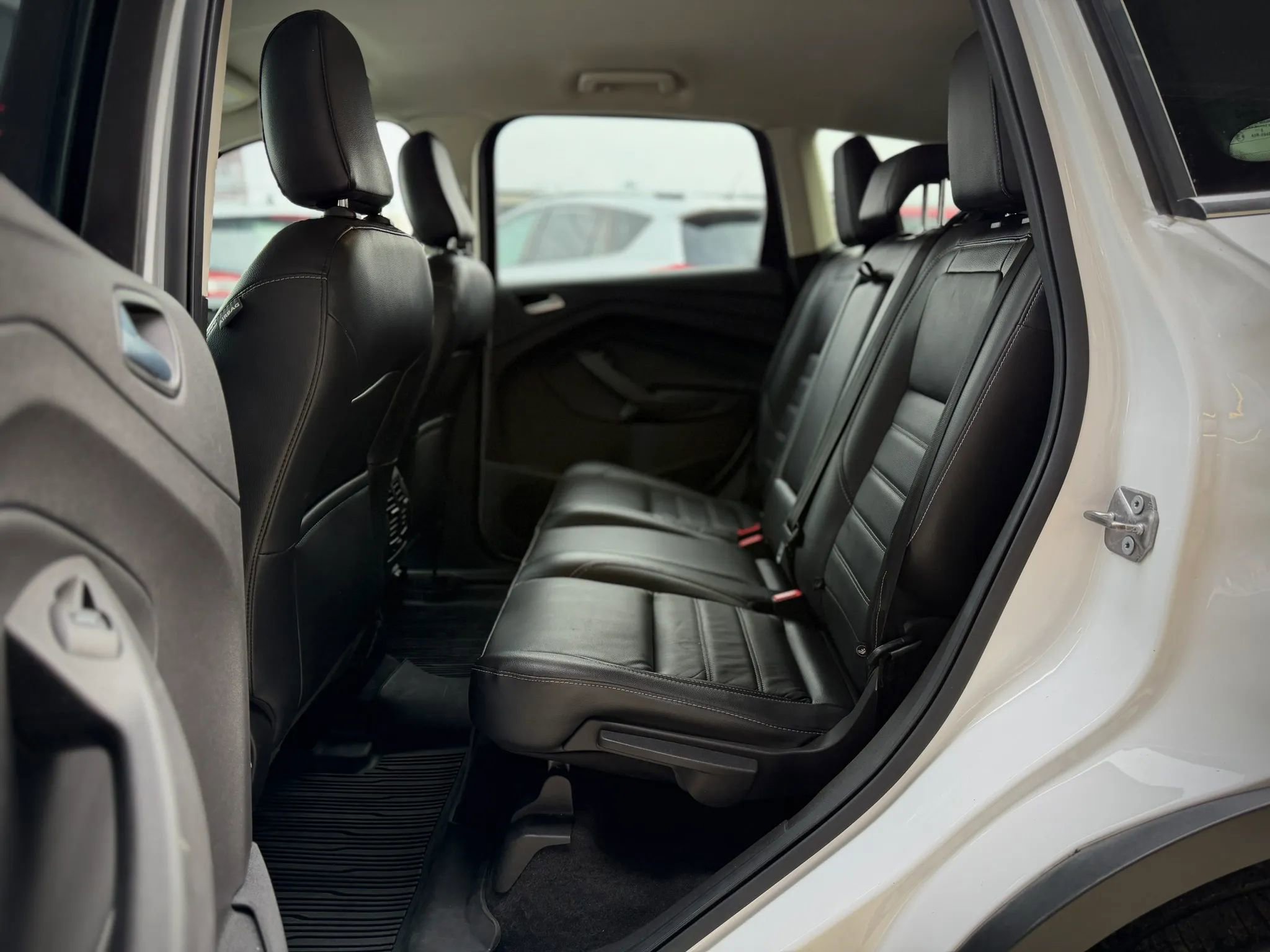 Used 2018 Ford Escape SEL image 16