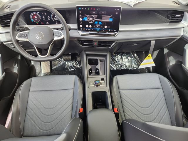 New 2026 Volkswagen Tiguan SE AWD/4WD image 24