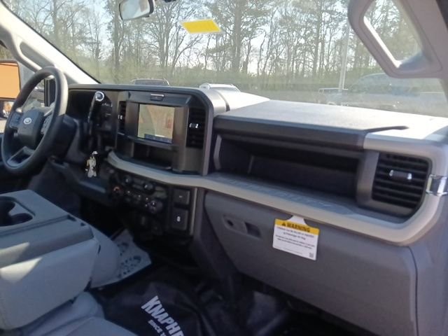 New 2026 Ford F350 XL w/ XL Chrome Package image 34