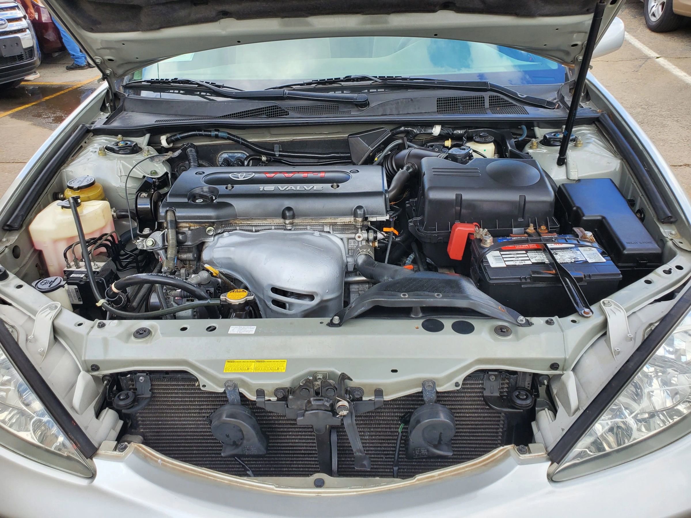 Used 2004 Toyota Camry LE image 45