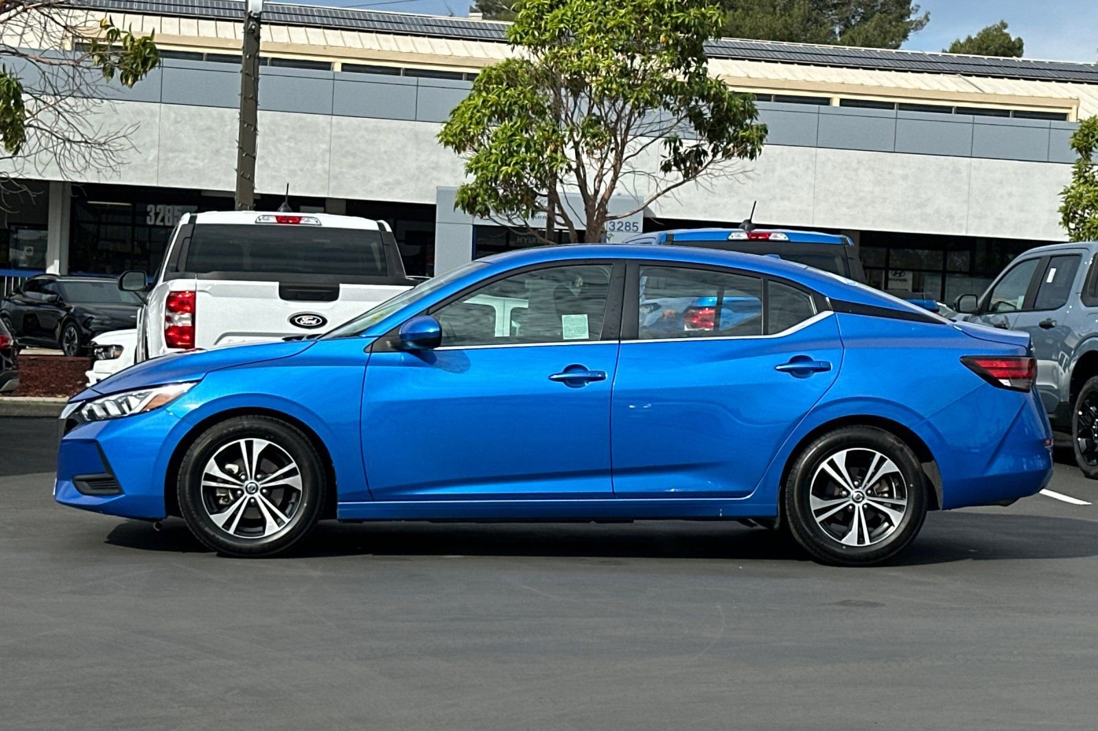 Used 2023 Nissan Sentra SV image 10