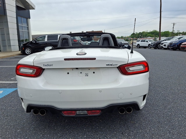 Used 2020 FIAT 124 Spider Abarth w/ Convenience Group RWD image 5
