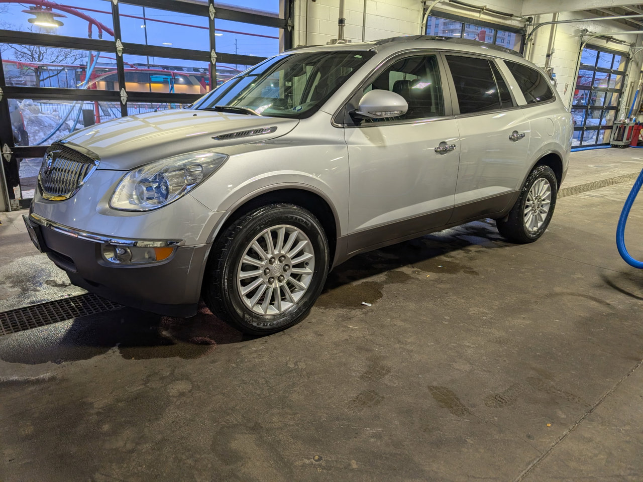 Used 2012 Buick Enclave Leather image 24