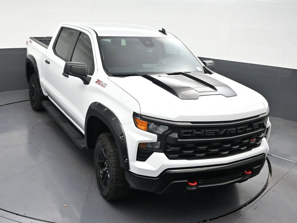 Used 2024 Chevrolet Silverado 1500 Custom Trail Boss AWD/4WD image 21