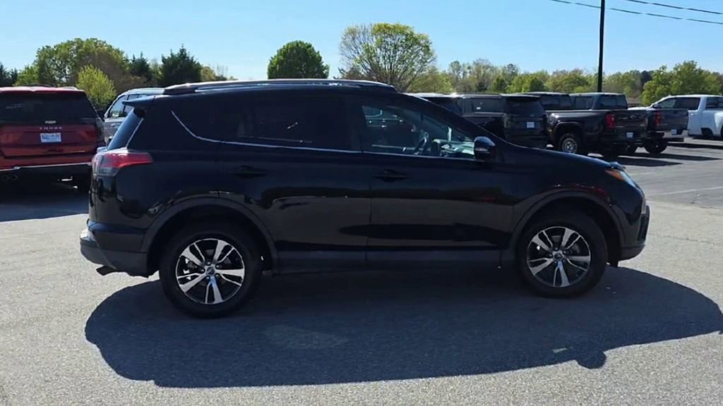 Used 2018 Toyota RAV4 XLE w/ Plus Extra Value Package image 5