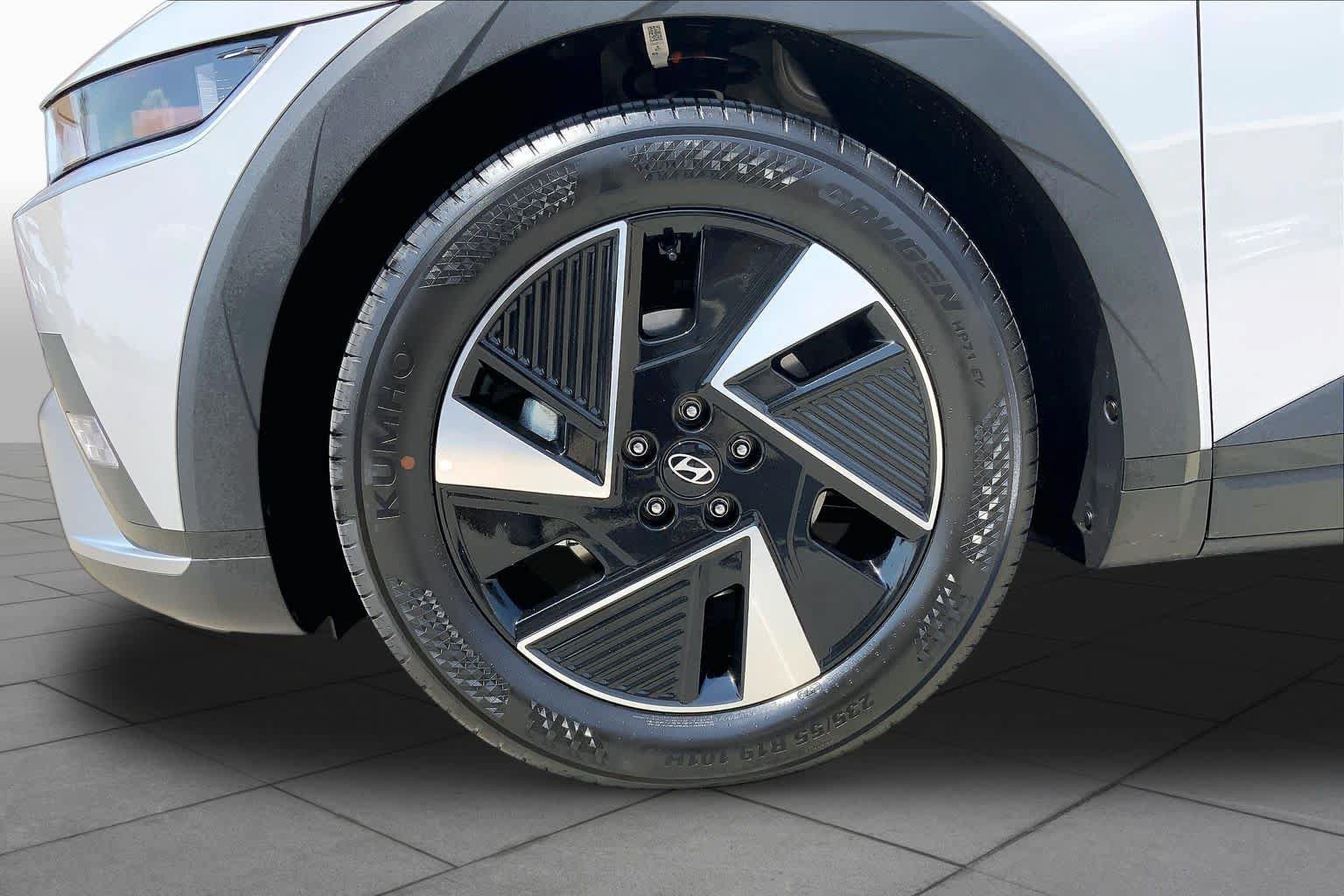 New 2026 Hyundai Ioniq 5 SEL RWD image 11