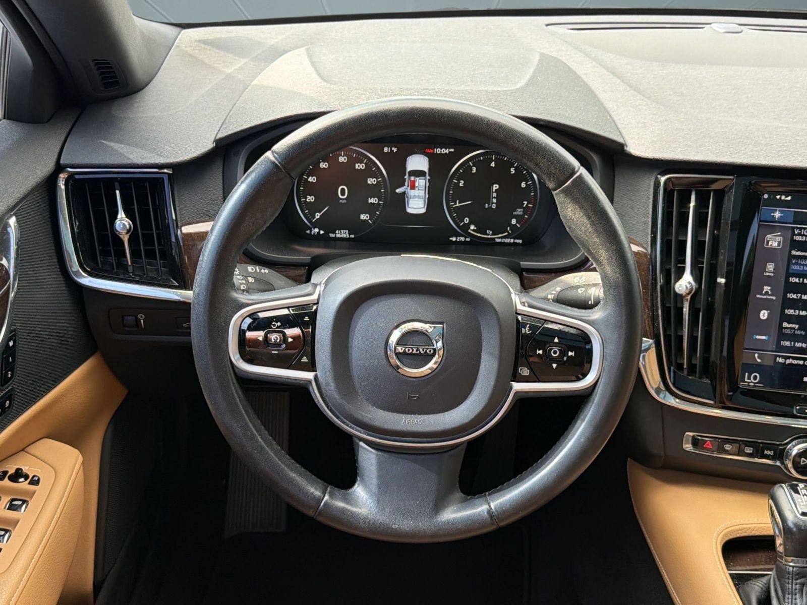 Used 2019 Volvo S90 T5 Momentum FWD image 11