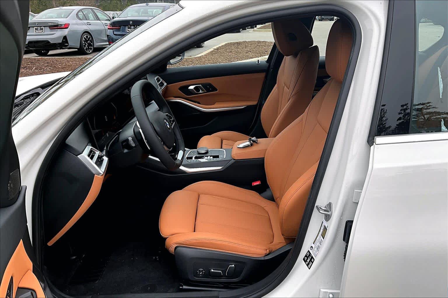 Used 2026 BMW 330i xDrive Sedan w/ Convenience Package AWD/4WD image 7