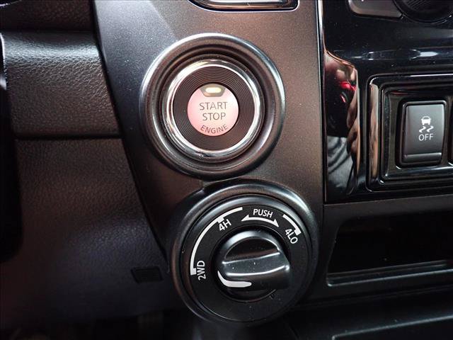 Used 2021 Nissan Titan PRO-4X AWD/4WD image 19
