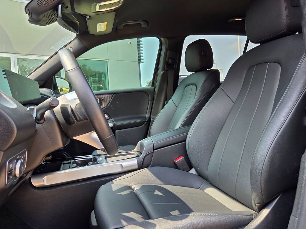 Used 2024 Mercedes-Benz GLB 250 image 16