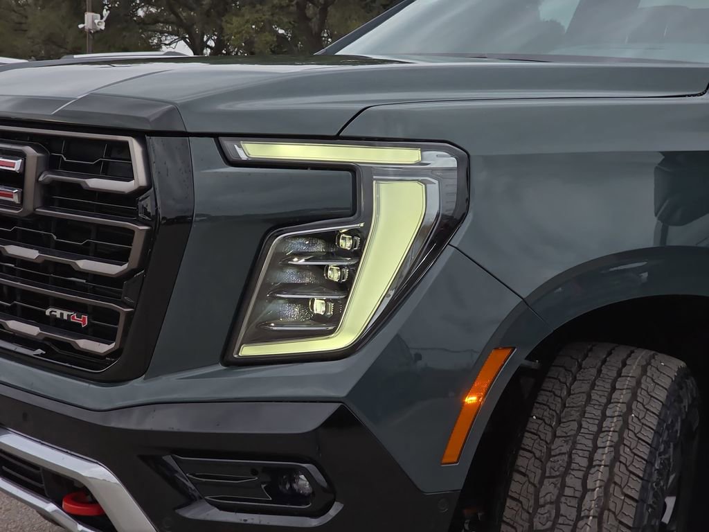 New 2026 GMC Yukon XL AT4 Ultimate w/ LPO, Floor Liner Package AWD/4WD image 31