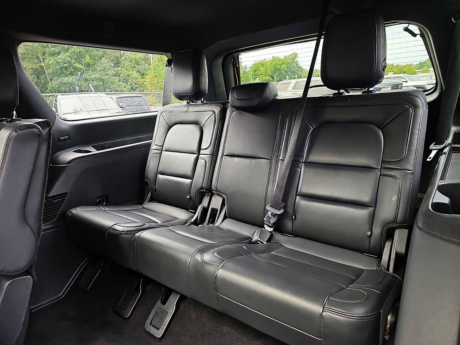 Used 2022 Lincoln Navigator L Reserve AWD/4WD image 10