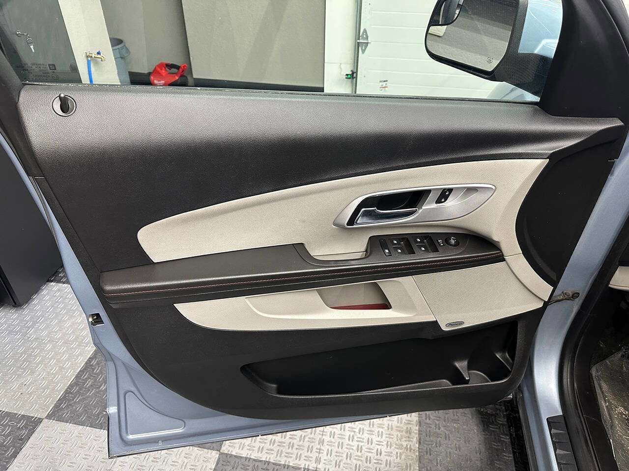 Used 2014 Chevrolet Equinox LT w/ Power Convenience Package image 16