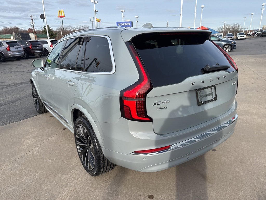 Certified 2025 Volvo XC90 B6 Plus image 9