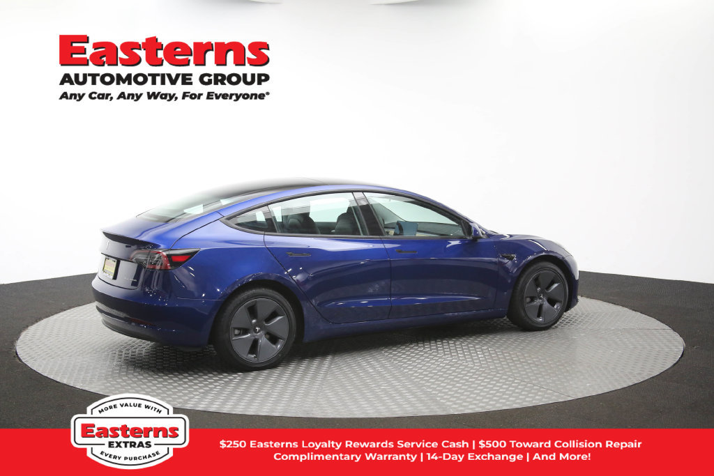 Used 2022 Tesla Model 3 Long Range AWD/4WD image 38