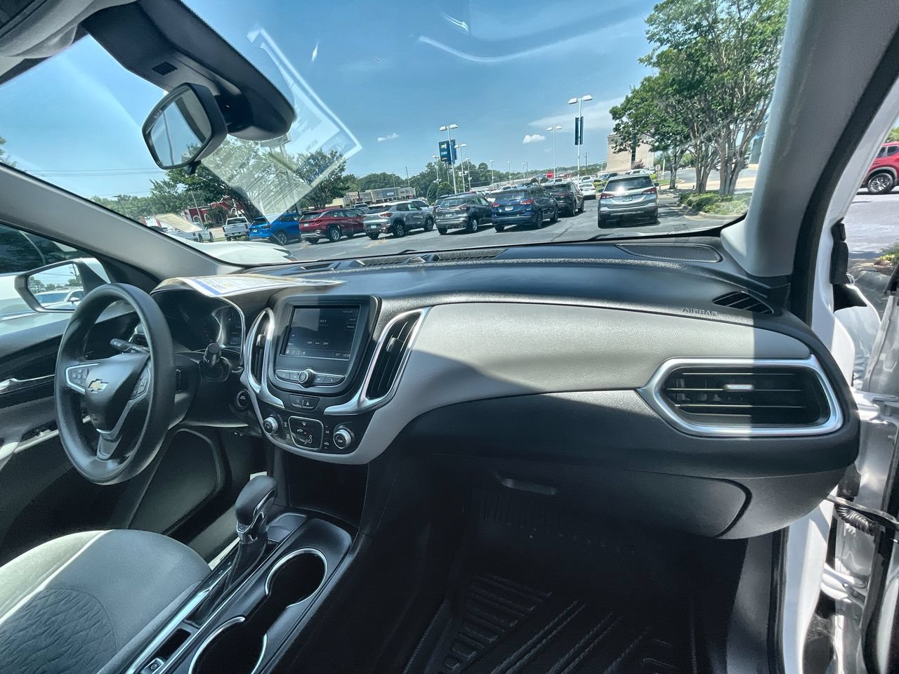 Used 2022 Chevrolet Equinox LT FWD image 28