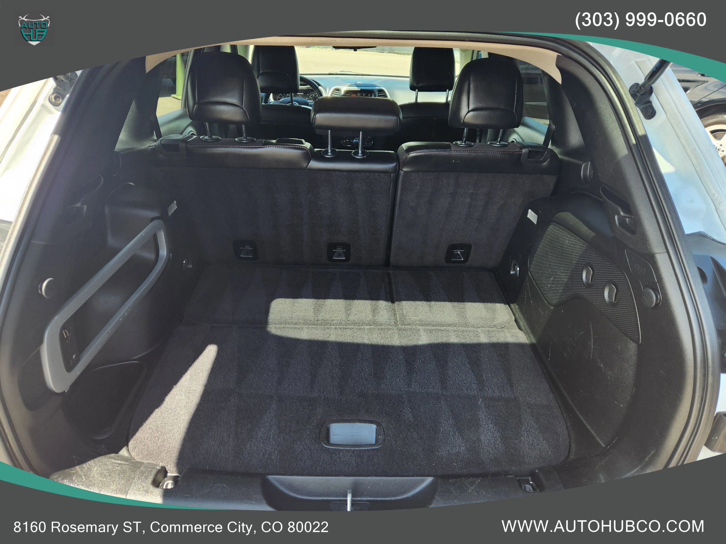 Used 2014 Jeep Cherokee Trailhawk w/ Cold Weather Group AWD/4WD image 6