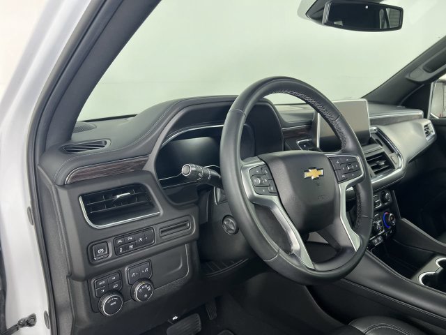 Certified 2024 Chevrolet Tahoe LT w/ Luxury Package AWD/4WD image 10