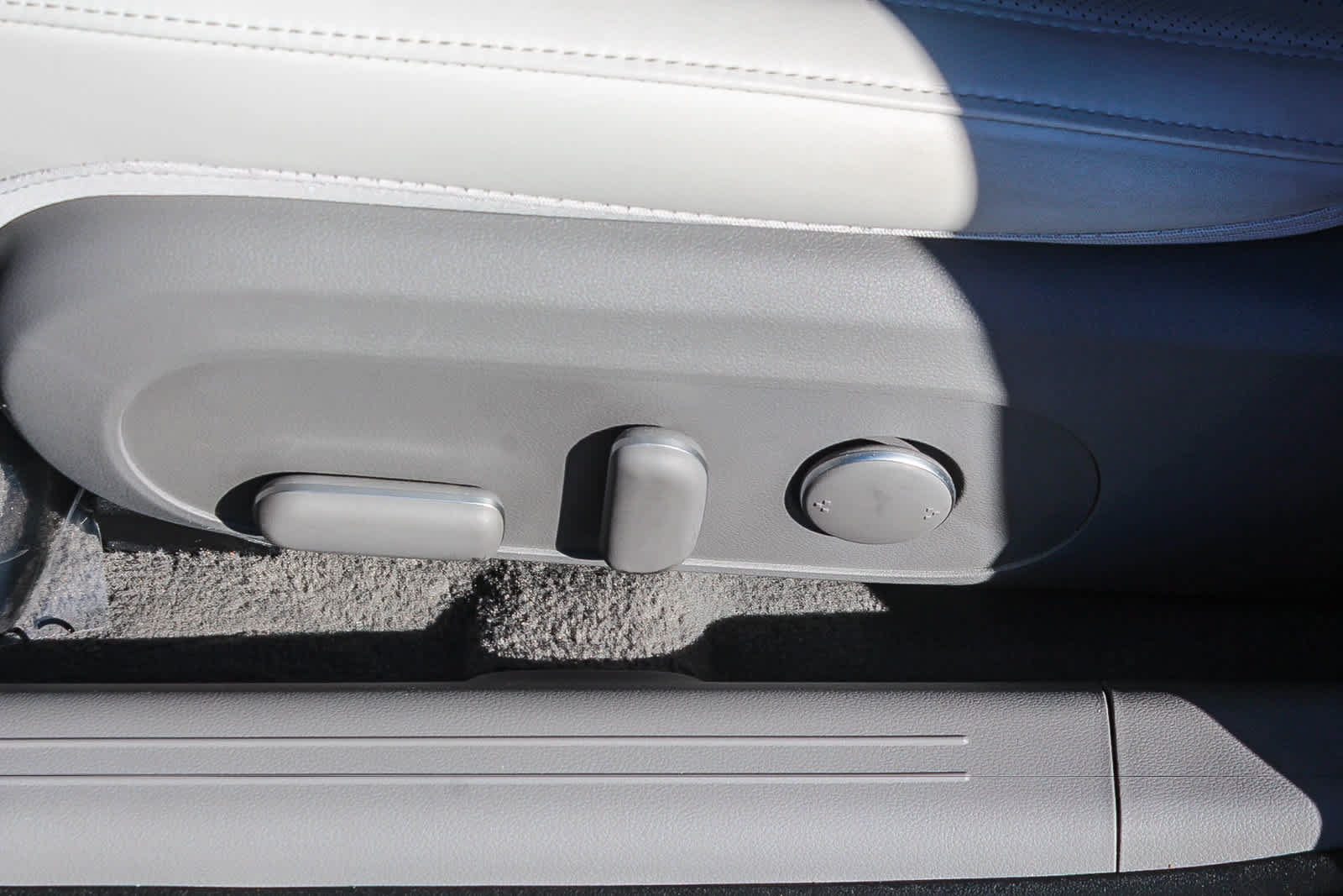 Certified 2023 Hyundai Ioniq 6 Limited RWD image 26