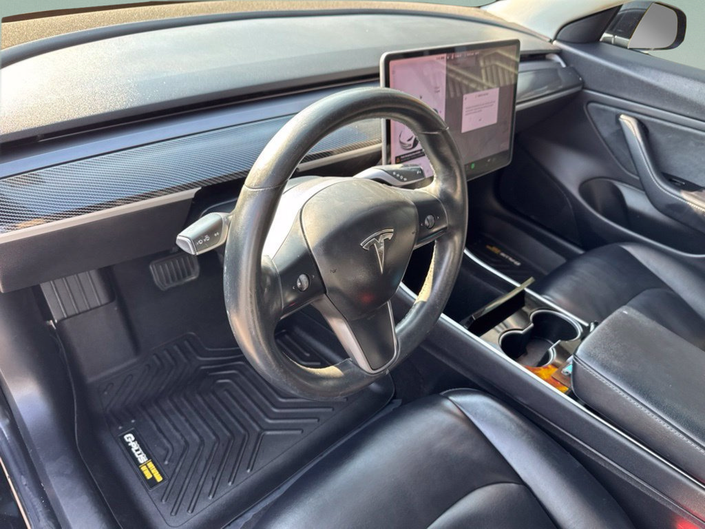 Used 2018 Tesla Model 3 Long Range RWD image 16