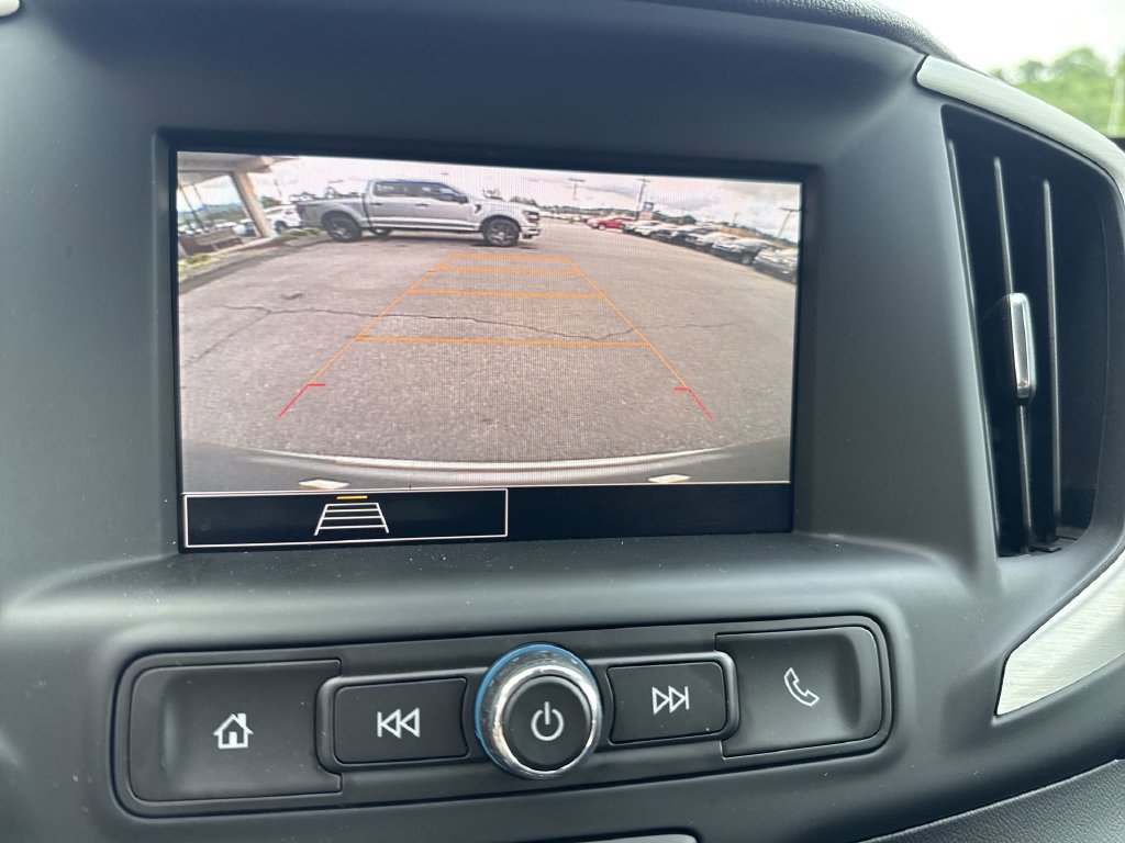 Used 2024 GMC Terrain SLE w/ Driver Convenience Package AWD/4WD image 14