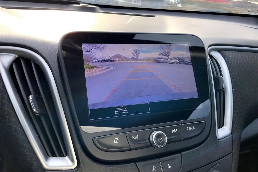 Used 2023 Chevrolet Malibu LT image 11