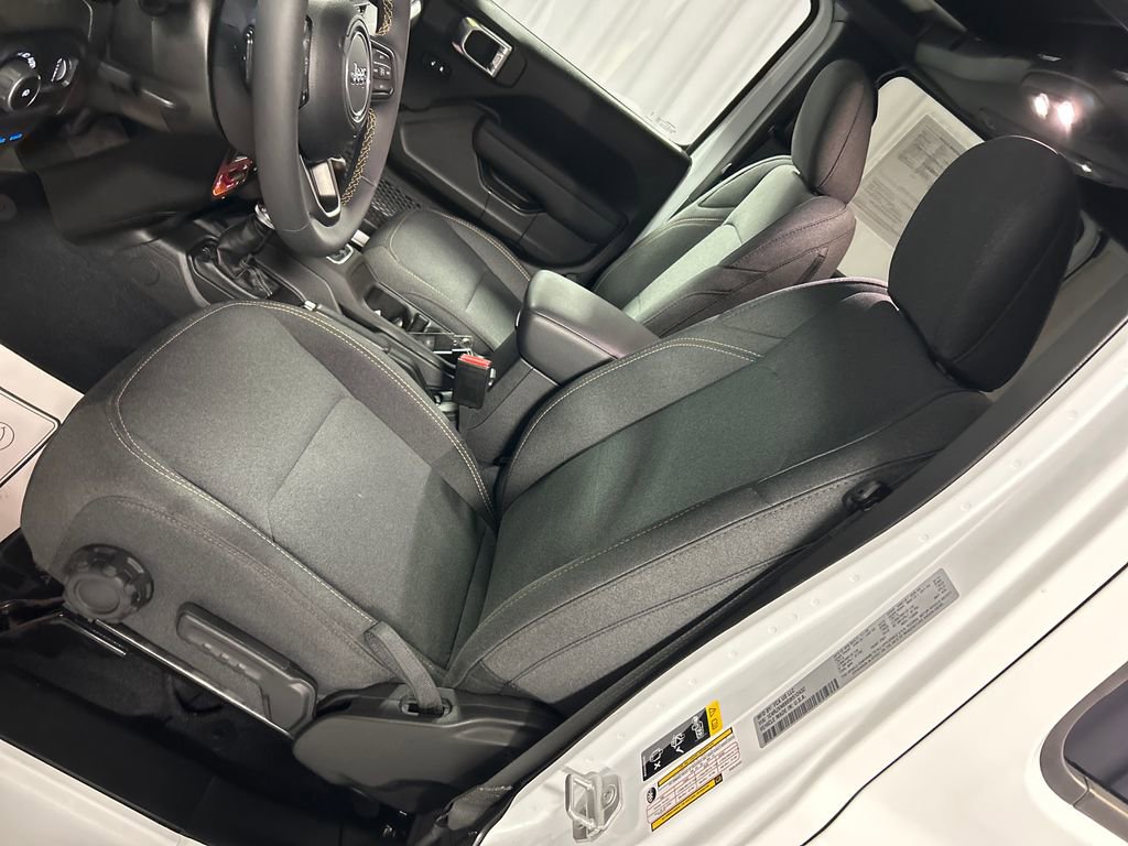 Used 2025 Jeep Wrangler Willys 4xe image 12