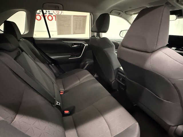 Used 2024 Toyota RAV4 XLE AWD/4WD image 7