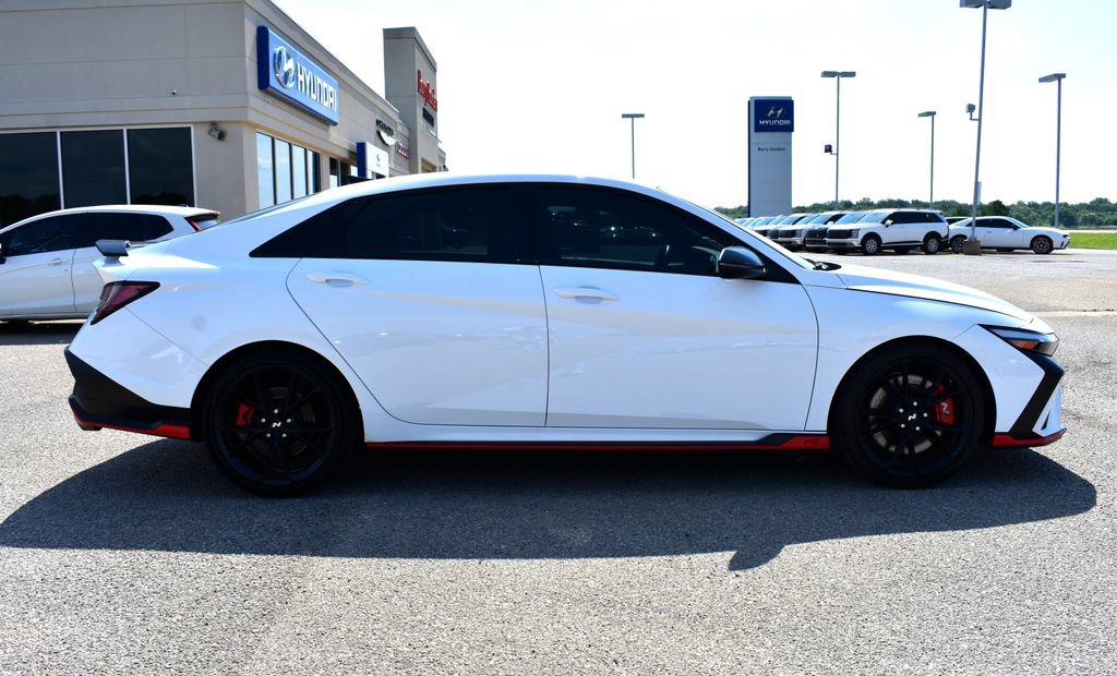 Used 2025 Hyundai Elantra N FWD image 2