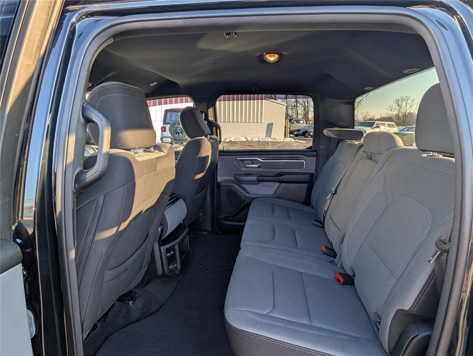Used 2022 RAM 1500 Big Horn AWD/4WD image 14
